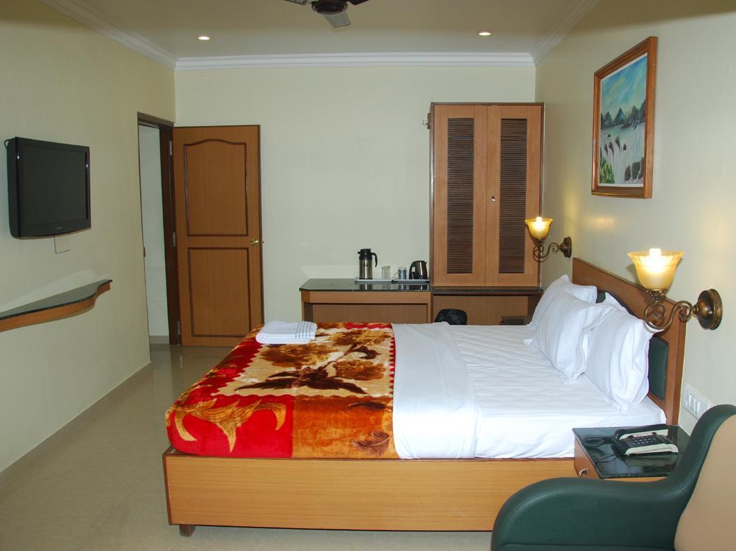 Hotel Nahar Manchester Inn Coimbatore Dış mekan fotoğraf